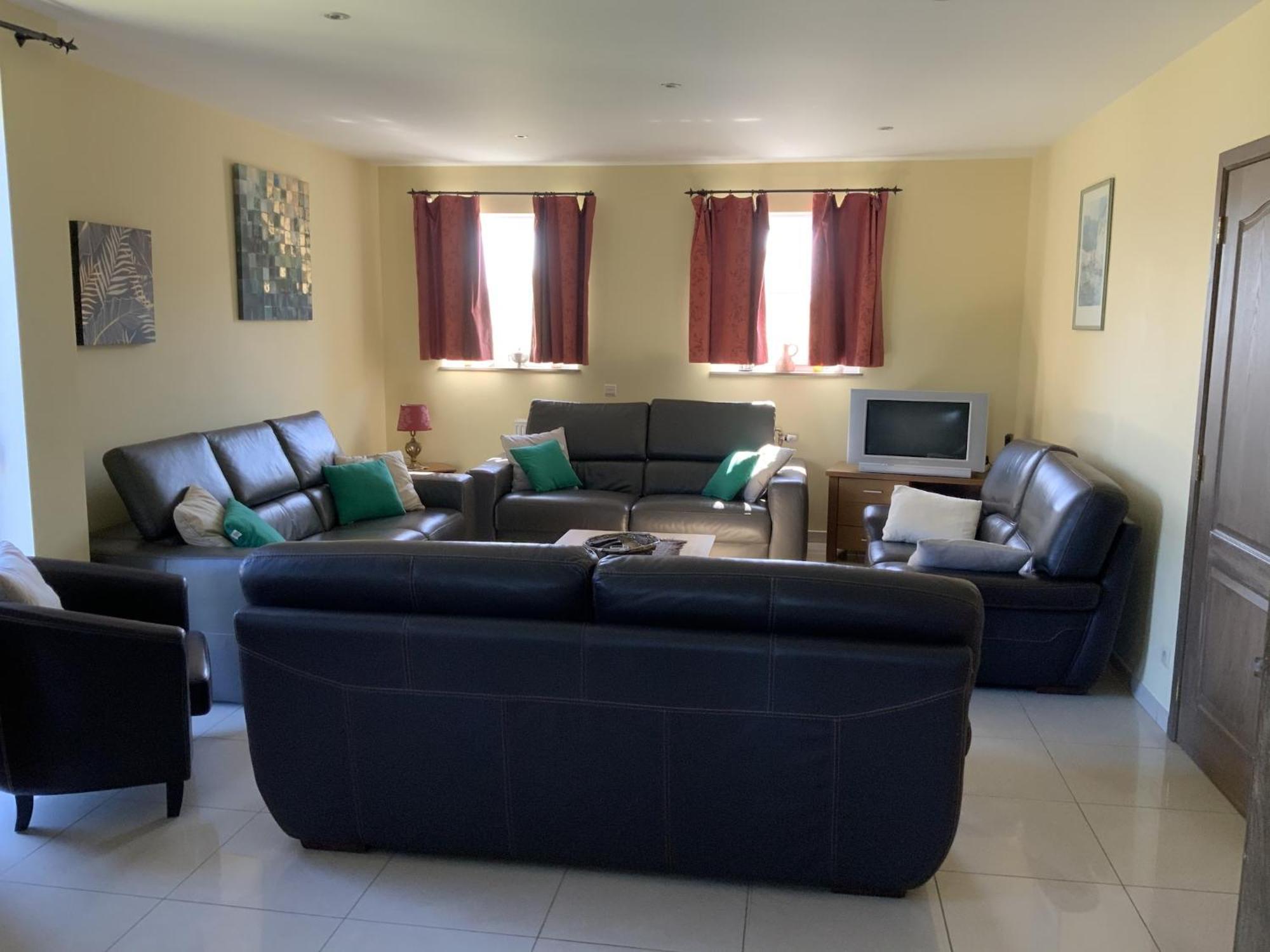 Contemporary Holiday Home In Houffalize With Private Garden Dış mekan fotoğraf